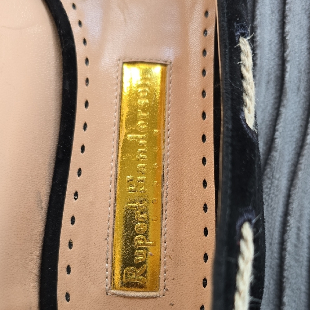 Rupert Sanderson Black Flats with Cream Tassels - Picture 2 of 8